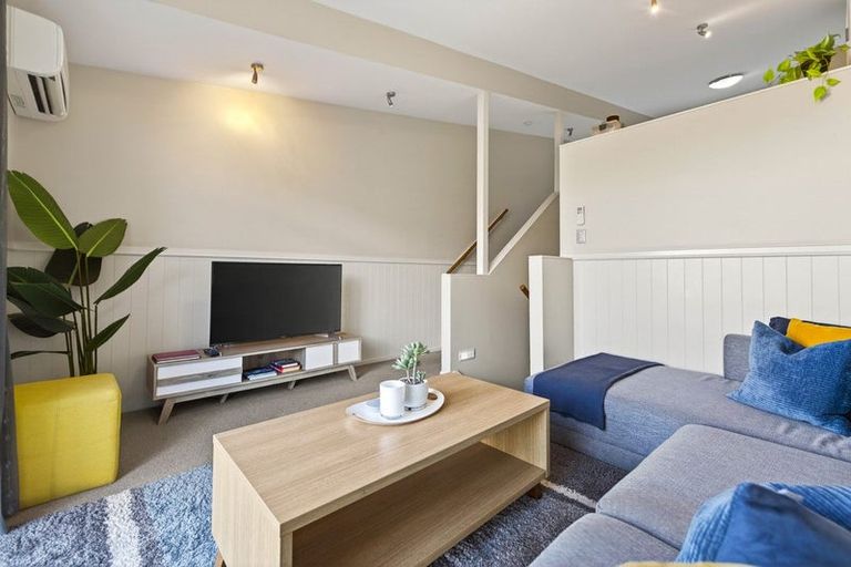 Photo of property in Greenstone Terraces, 8/716 Frankton Road, Queenstown, 9300