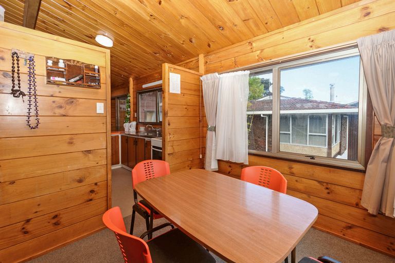 Photo of property in 45 Matuhi Rise, Henderson, Auckland, 0612