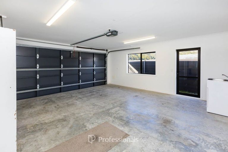 Photo of property in 32 Filmer Crescent, Wallaceville, Upper Hutt, 5018