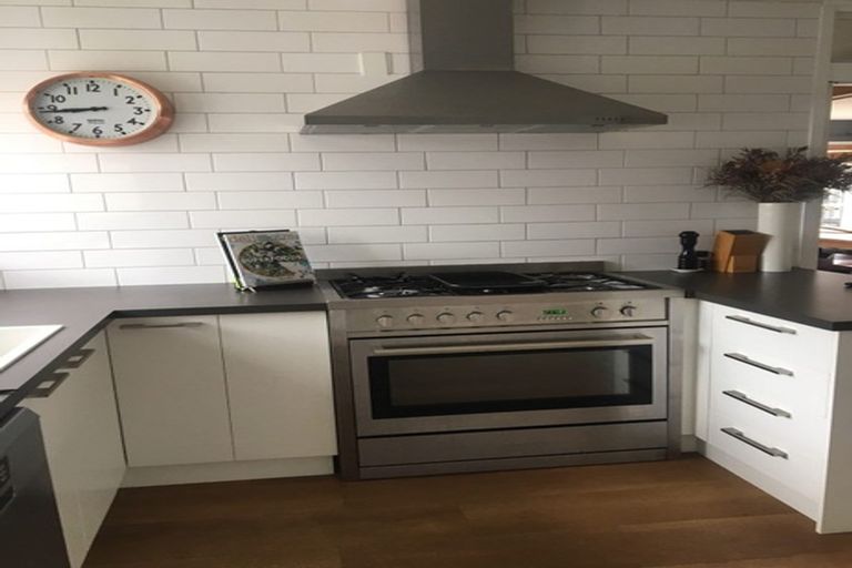 Photo of property in 26 Ravenna Street, Avonhead, Christchurch, 8042