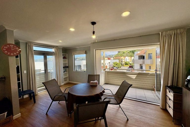 Photo of property in Marrakech Cafe, 25/305 Evans Bay Parade, Hataitai, Wellington, 6021