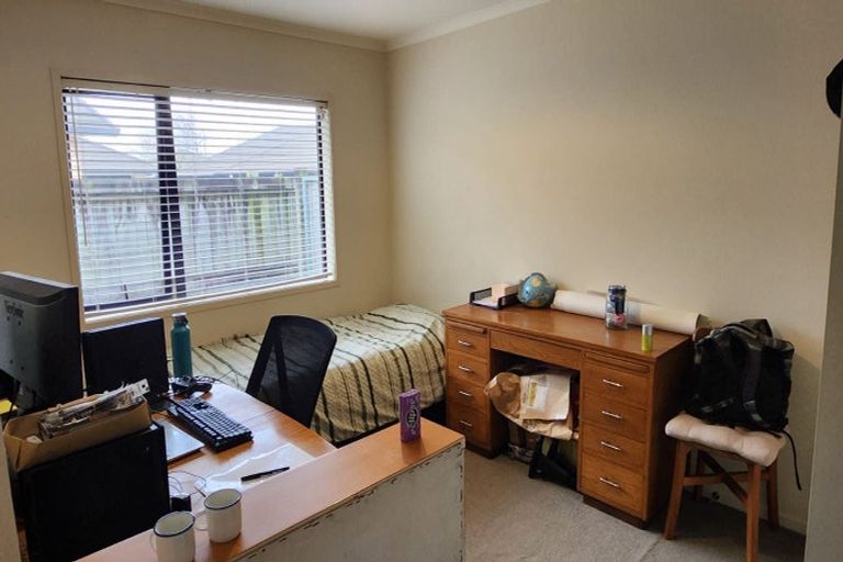 Photo of property in 28 Sirius Crescent, Rototuna North, Hamilton, 3210