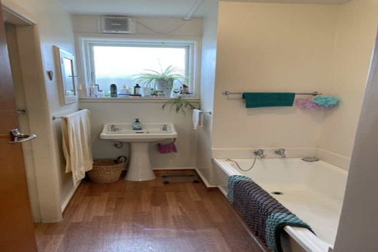 Photo of property in 2/23 Donald Place, St Albans, Christchurch, 8014