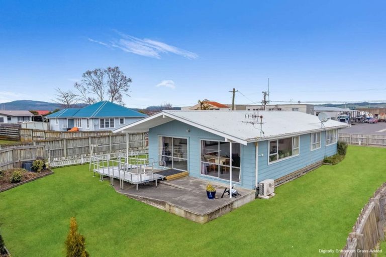 Photo of property in 18a Monokia Street, Fairy Springs, Rotorua, 3015