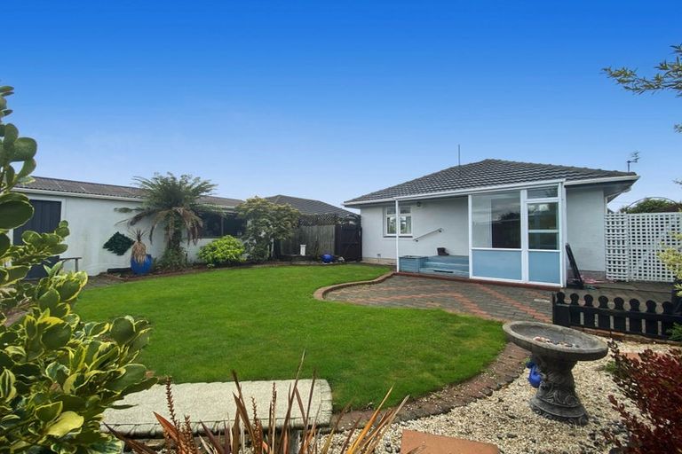 Photo of property in 5 Fenchurch Street, Northcote, Christchurch, 8052