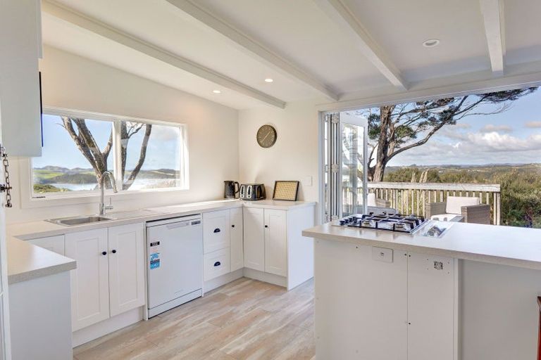 Photo of property in 886 Purerua Road, Te Ti Mangonui, Kerikeri, 0294