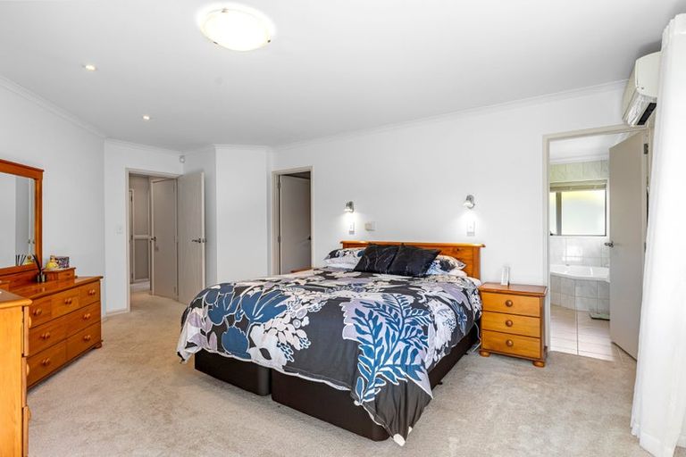 Photo of property in 1 Santa Cruz Drive, Papamoa Beach, Papamoa, 3118