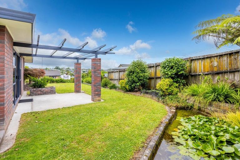 Photo of property in 20 Hollinger Place, Nawton, Hamilton, 3200