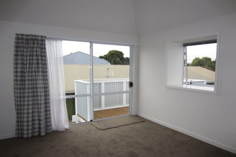 Photo of property in 2/511 Durham Street North, St Albans, Christchurch, 8014