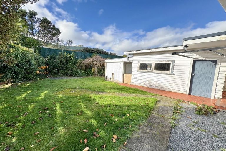 Photo of property in 17 Bedford Grove, Kelson, Lower Hutt, 5010