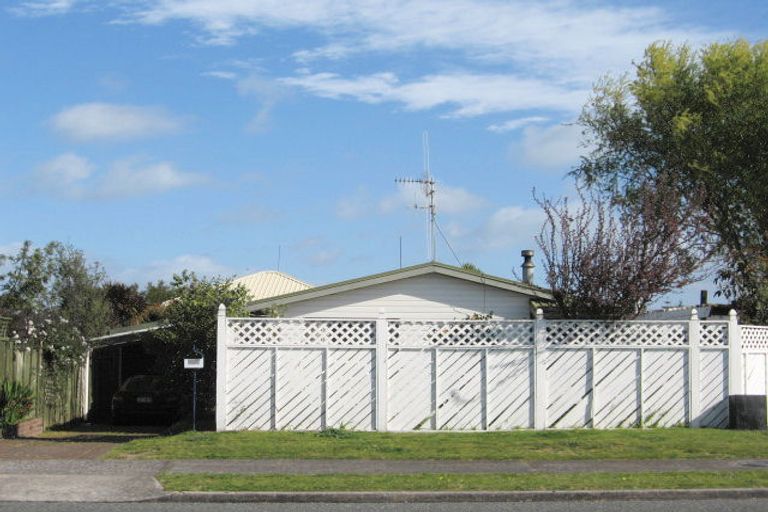 Photo of property in 12c Hartford Avenue, Papamoa Beach, Papamoa, 3118