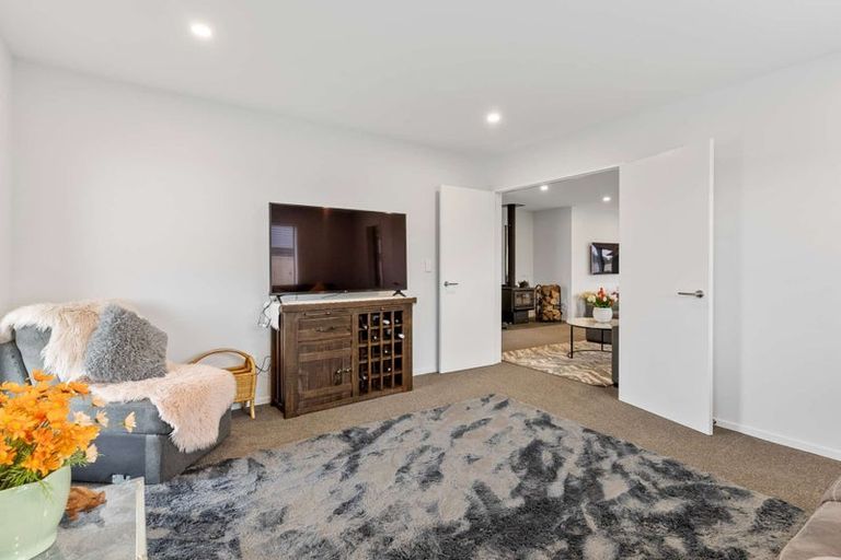 Photo of property in 1 Mary Place, Pyes Pa, Tauranga, 3112