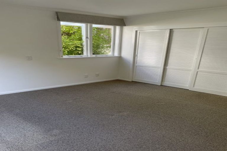 Photo of property in 63 Knights Road, Rothesay Bay, Auckland, 0630