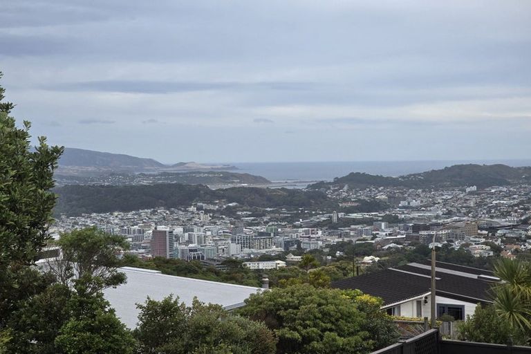 Photo of property in 166 Orangi Kaupapa Road, Northland, Wellington, 6012