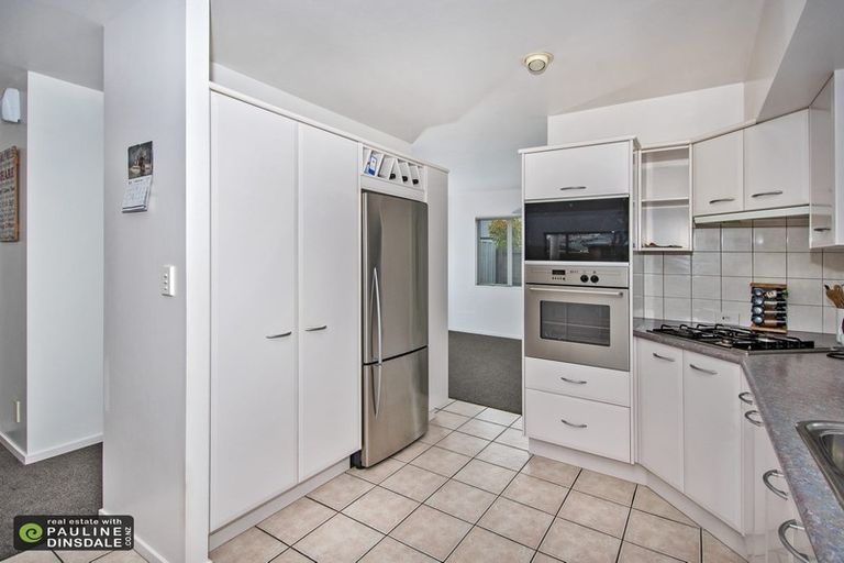 Photo of property in 2 Oxford Avenue, Te Kamo, Whangarei, 0112