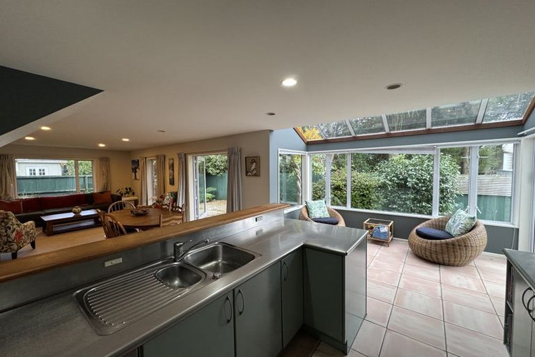 Photo of property in 20 Cashmere Road, Cashmere, Christchurch, 8022