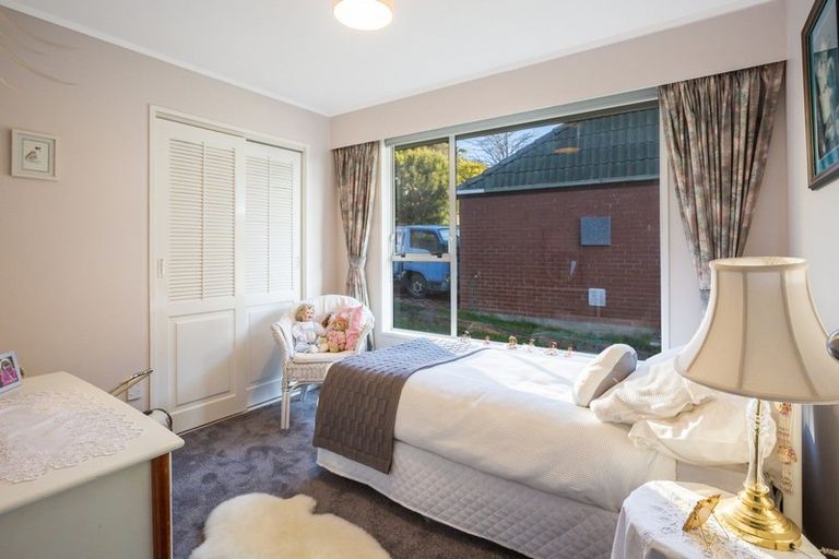 Photo of property in 28 Leeward Drive, Whitby, Porirua, 5024