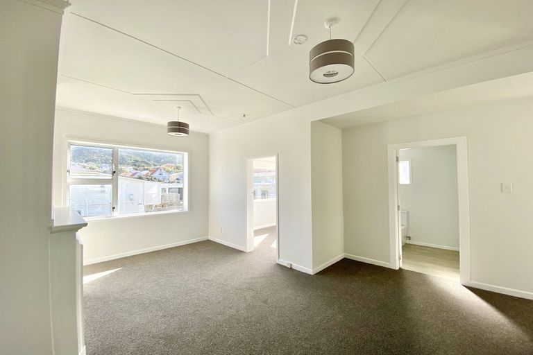 Photo of property in 18 Tamar Street, Island Bay, Wellington, 6023