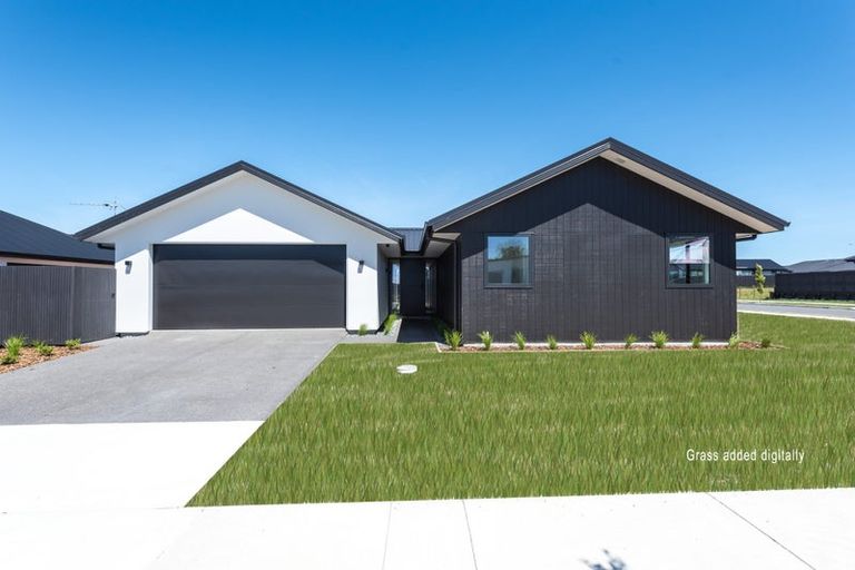Photo of property in 12 Lusk Street, Rangiora, 7400