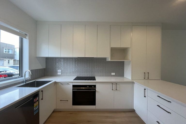 Photo of property in 16 Ngae Place, Mangere East, Auckland, 2024