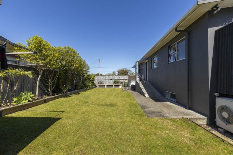 Photo of property in 29 Barrett Street, Westown, New Plymouth, 4310
