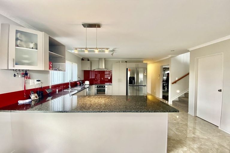 Photo of property in 92a Hillside Road, Papatoetoe, Auckland, 2025