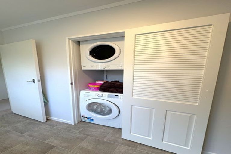Photo of property in 61 Chartwell Drive, Crofton Downs, Wellington, 6035