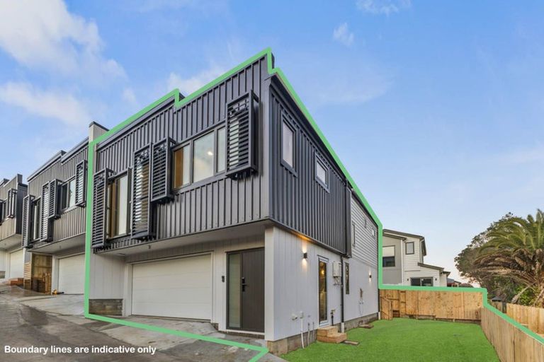 Photo of property in 69d Chivalry Road, Glenfield, Auckland, 0629