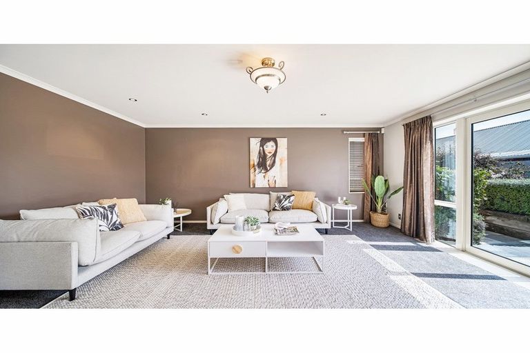 Photo of property in 20a Wharenui Road, Upper Riccarton, Christchurch, 8041