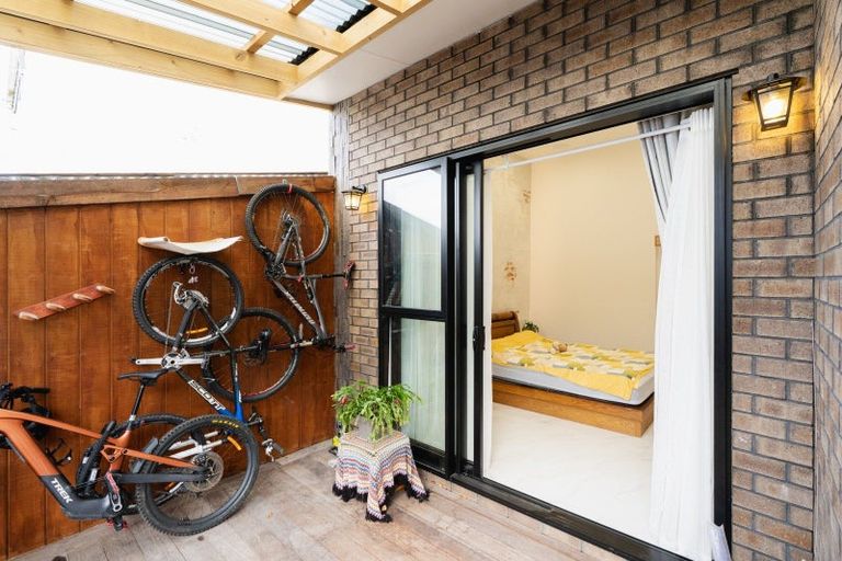 Photo of property in 24 Lees Street, Dunedin Central, Dunedin, 9016