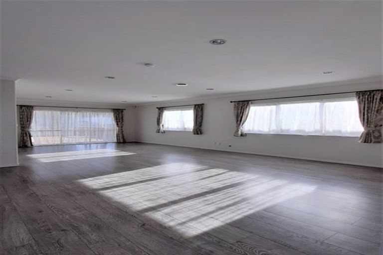 Photo of property in 13 Cahir Place, Flat Bush, Auckland, 2019