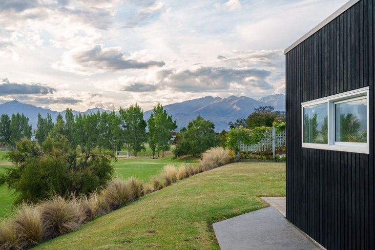 Photo of property in 58b Kings Drive, Wanaka, 9305