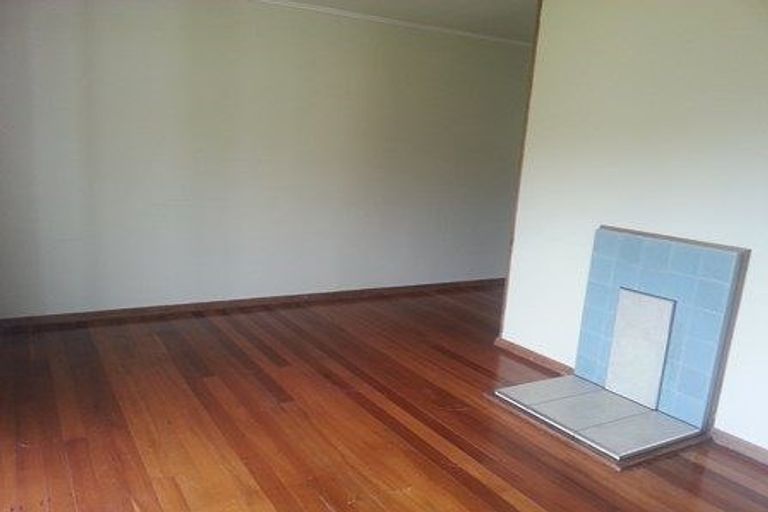 Photo of property in 33- 35 Gear Terrace, Ranui, Porirua, 5024