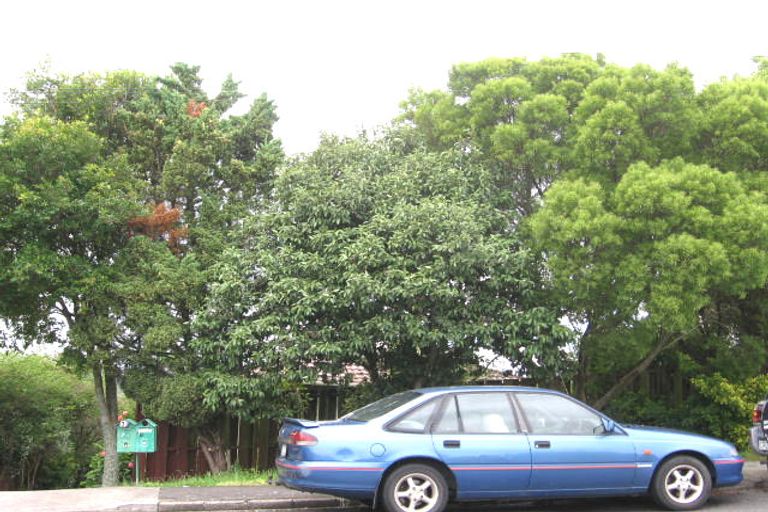 Photo of property in 1/50 Shetland Street, Glen Eden, Auckland, 0602