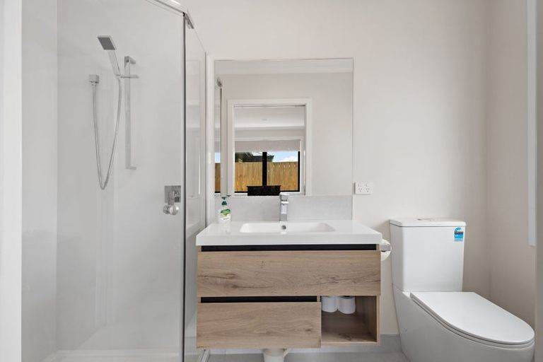 Photo of property in 2u2 Grange Avenue, Nawton, Hamilton, 3200