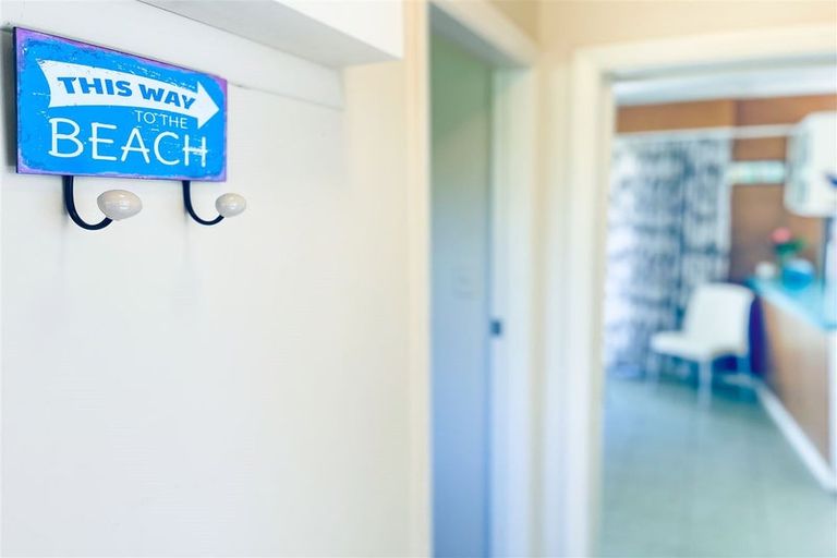 Photo of property in 92 Manly Street, Paraparaumu Beach, Paraparaumu, 5032