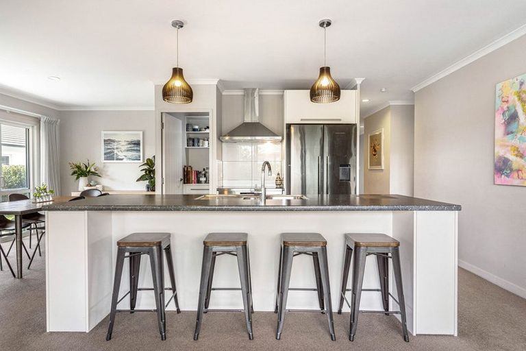 Photo of property in 18 Excelsa Place, Papamoa Beach, Papamoa, 3118