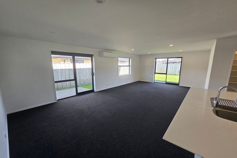 Photo of property in 10 Fairford Street, Rolleston, 7615