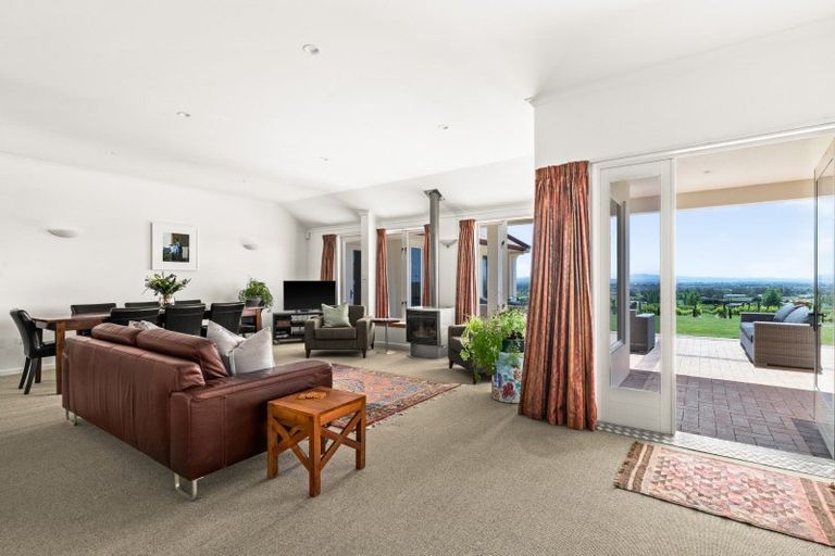 Photo of property in 306 Te Mata Road, Havelock North, 4294