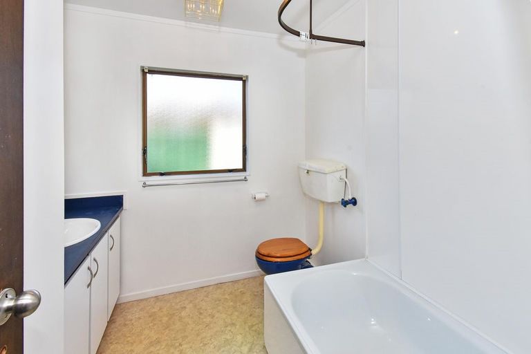 Photo of property in 3/25 Waterview Road West, Takanini, 2112