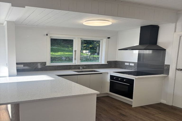 Photo of property in 18 Opoia Road, Hamilton East, Hamilton, 3216