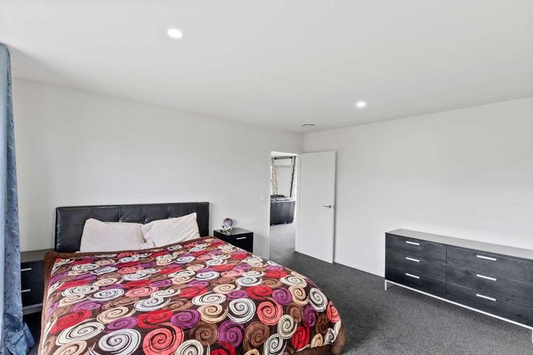 Photo of property in 5 Atap Place, Northwood, Christchurch, 8051