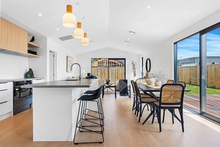 Photo of property in 14 Lusk Street, Rangiora, 7400