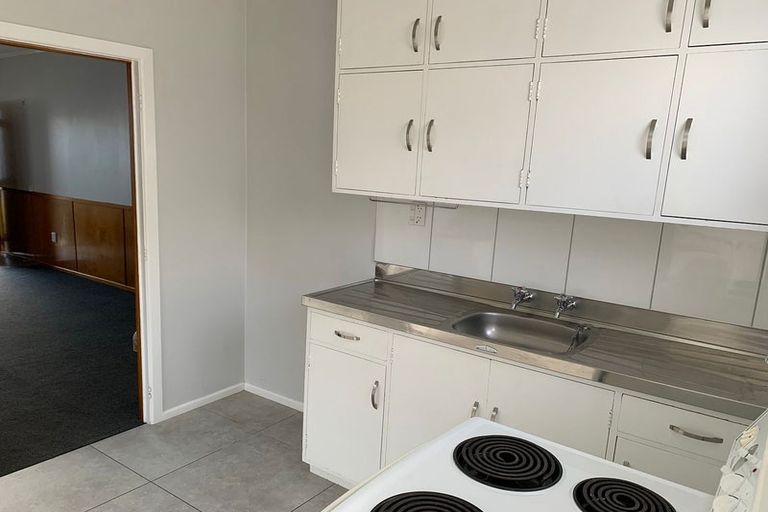 Photo of property in 407 Hapia Street, Camberley, Hastings, 4120