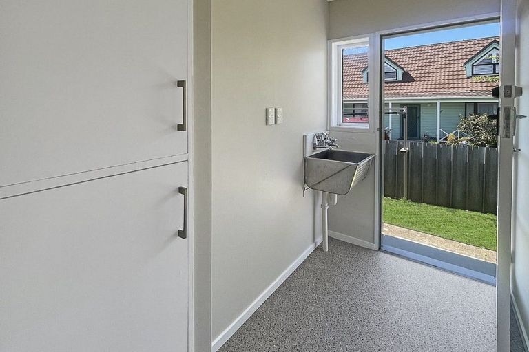 Photo of property in 27f3 Byron Street, Miramar, Wellington, 6022
