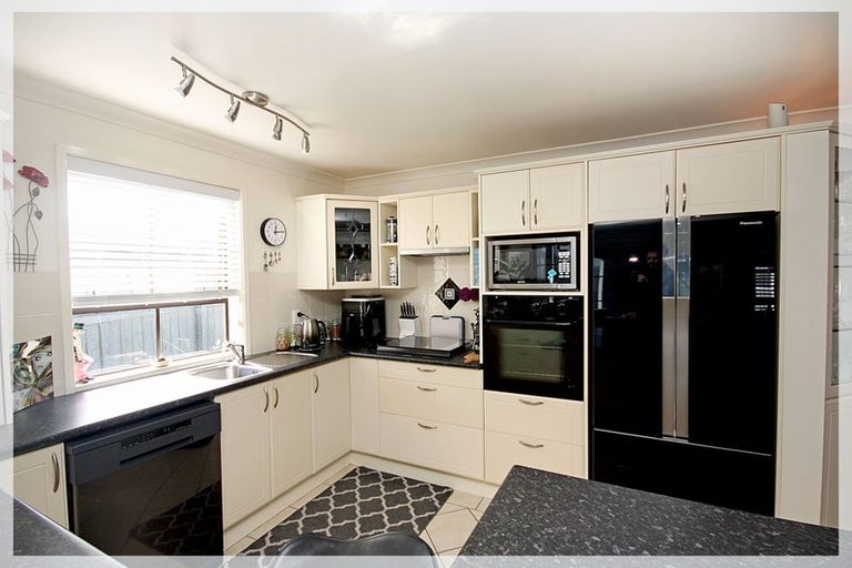 Photo of property in 24 Thomas Place, Foxton Beach, Foxton, 4815