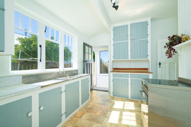 Photo of property in 14 Beach Road, Kaikoura, 7300