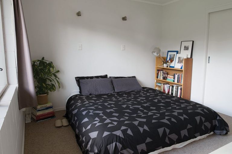 Photo of property in 22a/7 Church Street, Northcote Point, Auckland, 0627