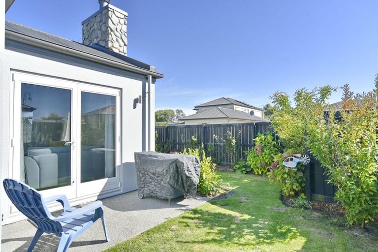 Photo of property in 2 Springbrook Lane, Northwood, Christchurch, 8051