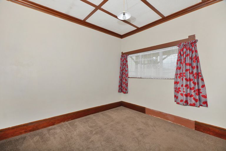 Photo of property in 2 Raewyn Street, Morningside, Whangarei, 0110